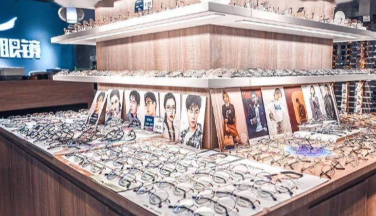 眼鏡管理(lǐ)軟件(jiàn)|如(rú)何選擇合适的(de)眼鏡管理(lǐ)軟件(jiàn)?