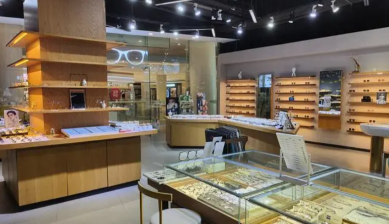 眼鏡門(mén)店(diàn)進銷存APP,眼鏡門(mén)店(diàn)進銷存APP和(hé)小(xiǎo)程序的(de)差異是(shì)什(shén)麽